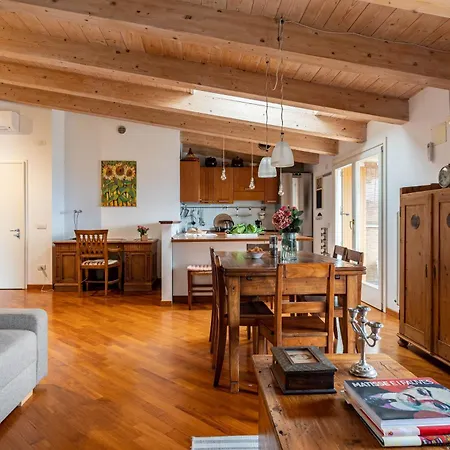 Iflat Penthouse Superpanoramico Villazzano *